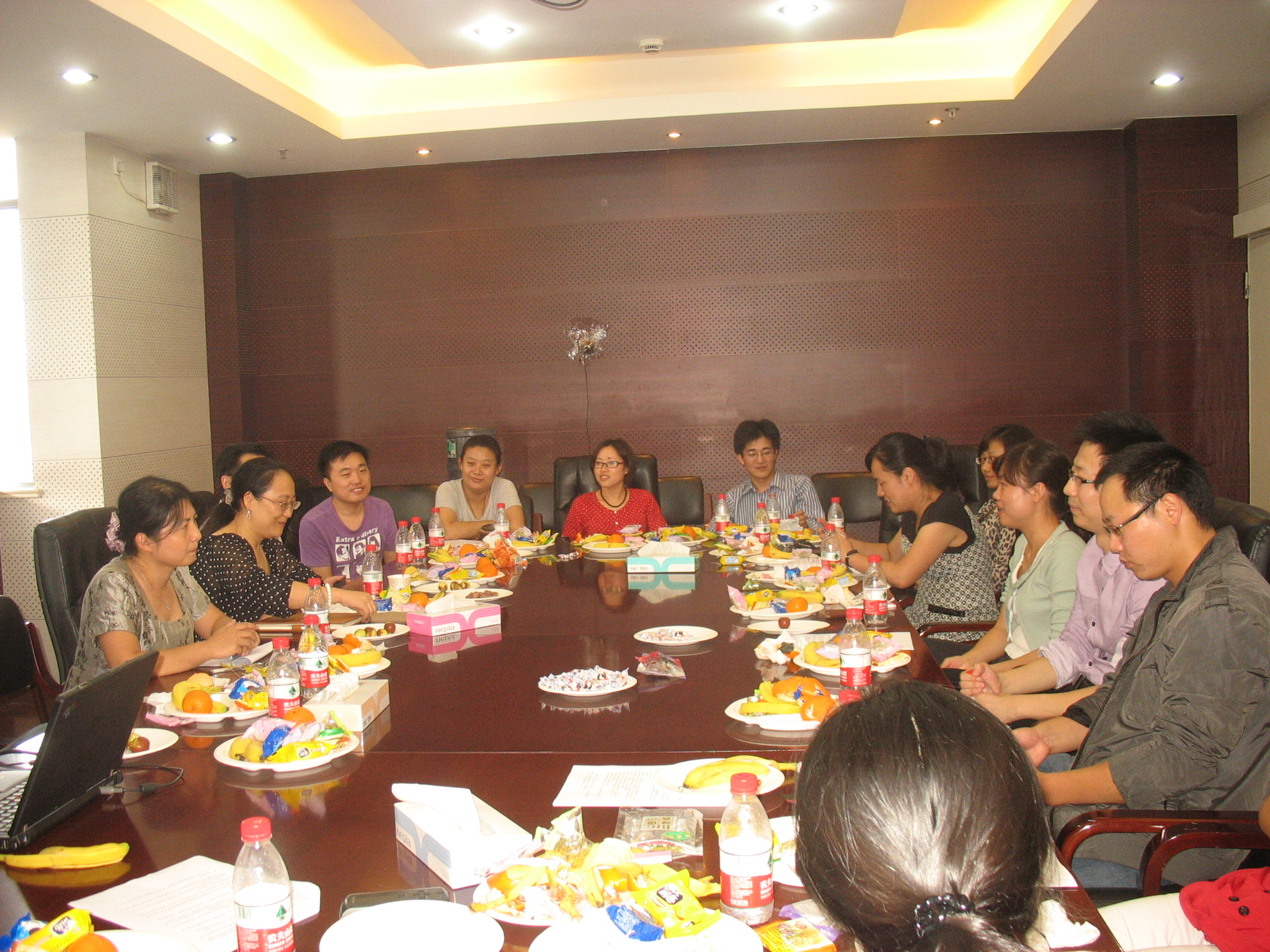 yl34511线路中心召开青年教师座谈会
